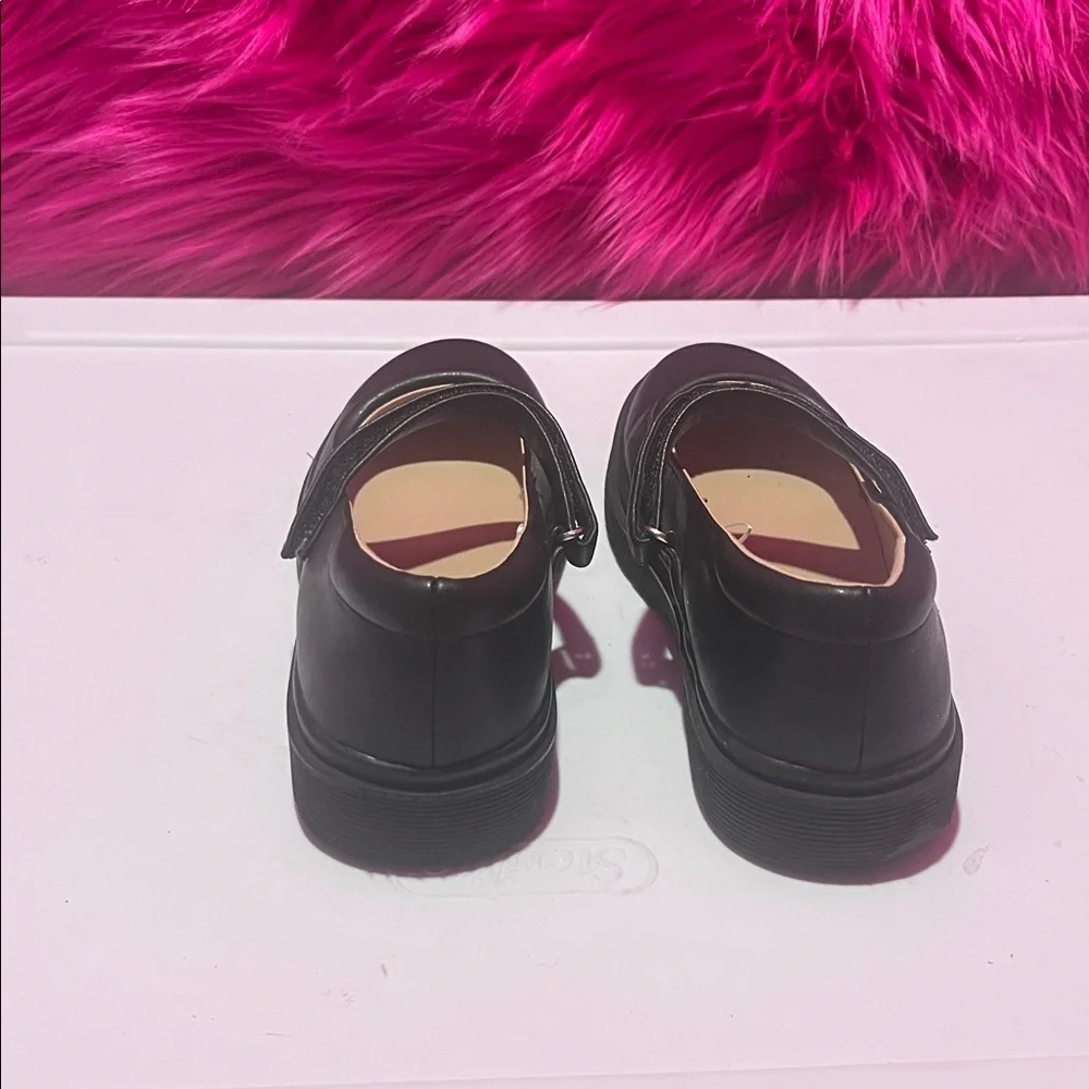 Classic PLACE Black Kids Shoes